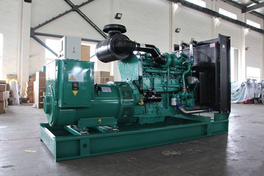 新城镇320kw康明斯柴油发电车出租组图片 新城镇320kw康明斯柴油发电车出租组图片